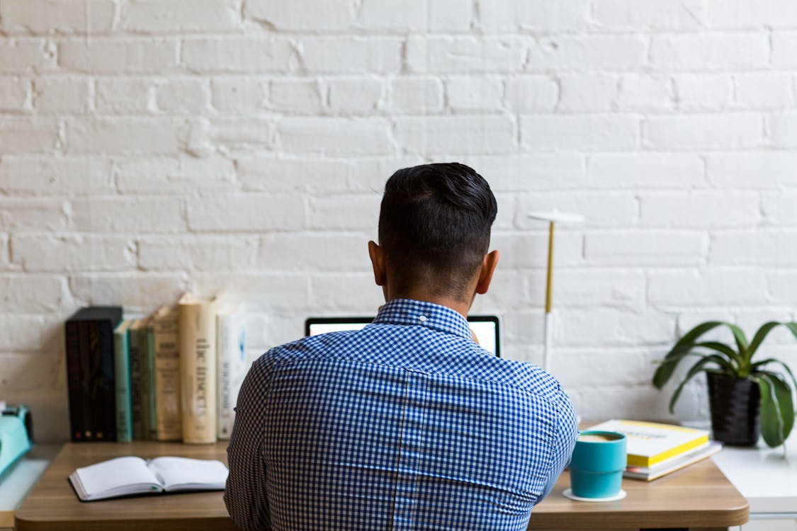 Person waiting to get a doctors note online for work